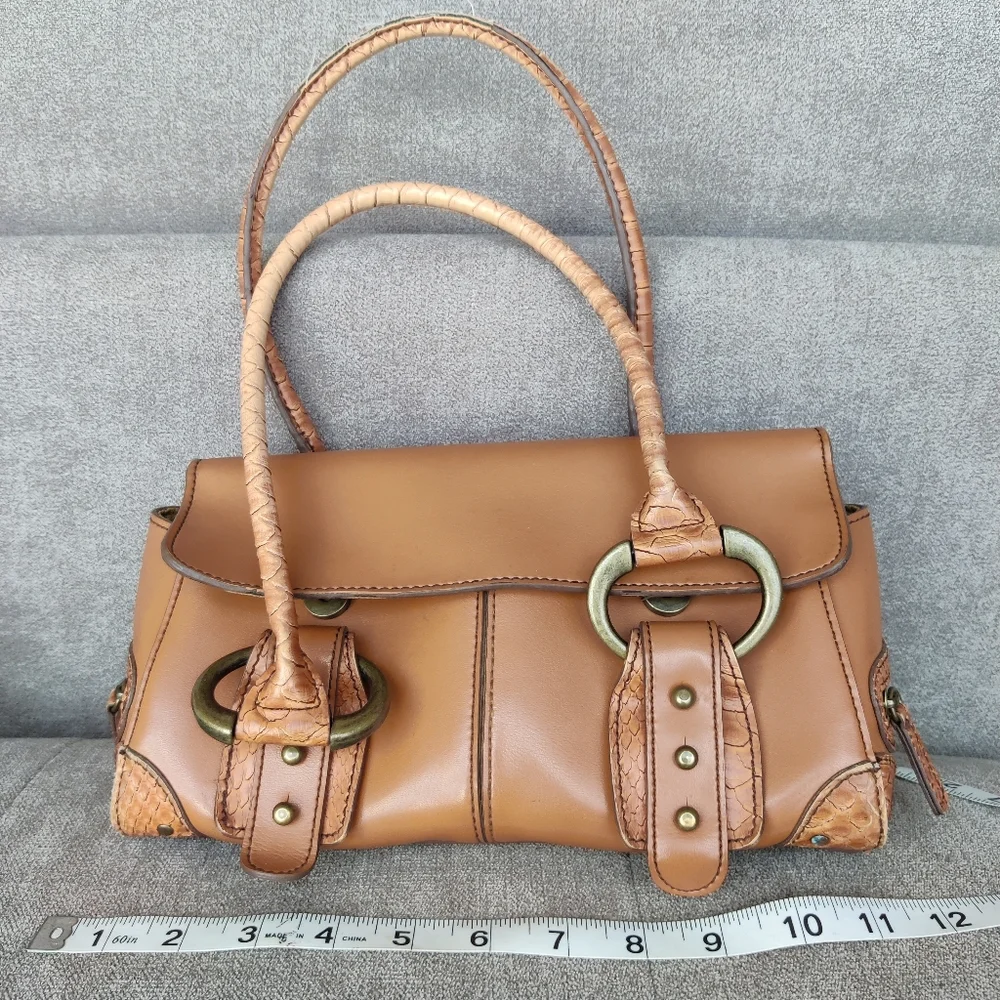 Mondani New York Buckle Flap satchel handbag